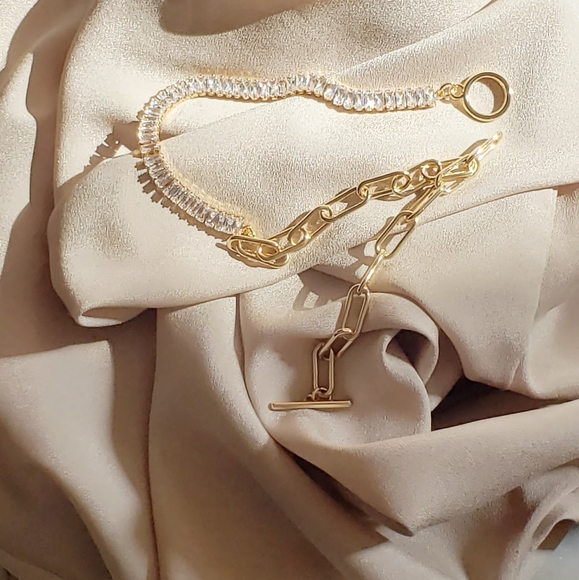 Simple rhinestone chain necklace - Picture 2 of 2